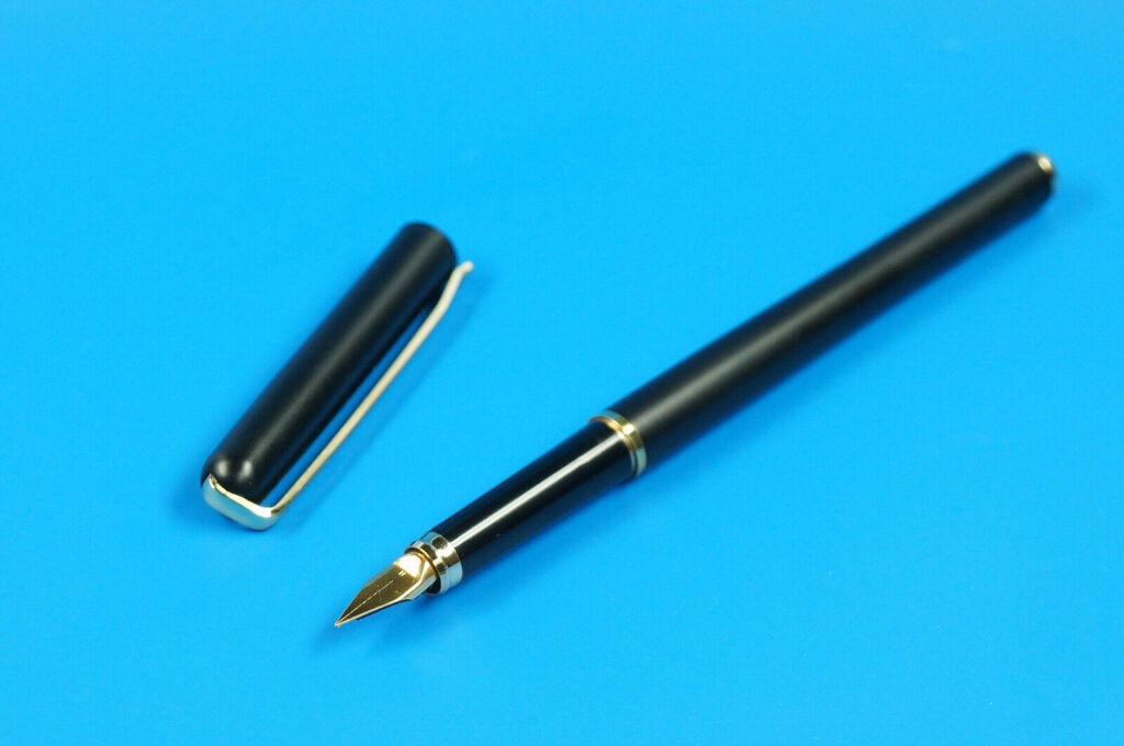 ELYSEE Füllfederhalter | Fountain Pen " M " | schwarz | Vintage 80er Jahre