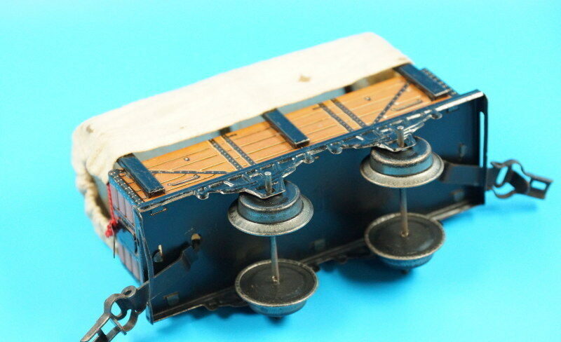 Alter-Kraus-Fandor-JK-Co-Gueterwagen-Rugenwagen-mit-Abdeckung-Spur-0-04-1.jpg