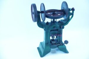 Antikes 4,6 Kg Spindelfriktionspresse | Maschinenmodell | Antriebsmodell Handarbeit um ca. 1930