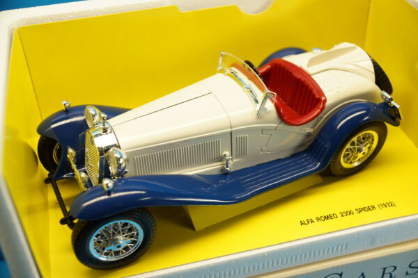 Bburago 1:18 Classic Cars | Alfa Romeo 2300 Spider 1923 | in OVP