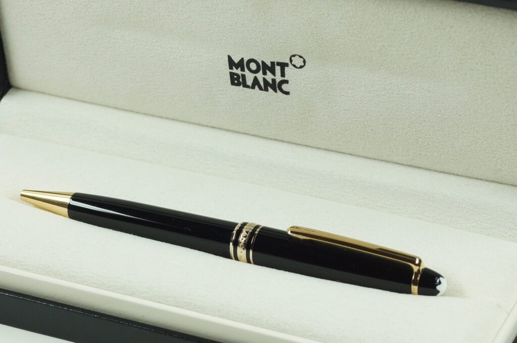 Montblanc Meisterstück 164 Drehkugelschreiber mit Montblanc Schreibgerät Etui