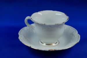Meissen Kaffeegedeck mit Weinlaub Dekor | Antikes Schwertermarke Porzellan Gedeck