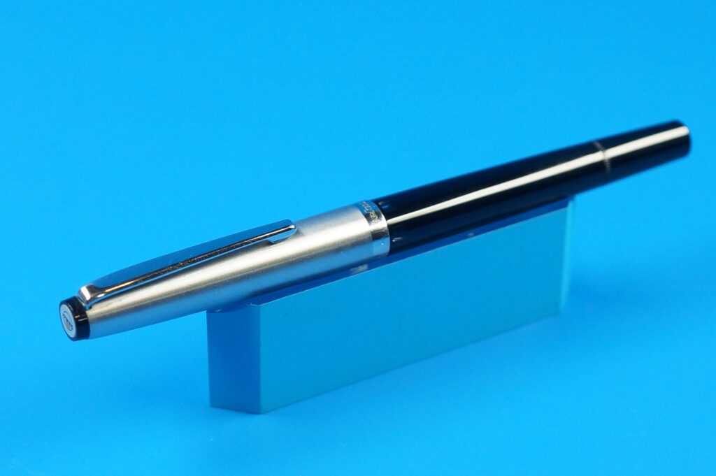 GEHA 708 N Füller | Kolbenfüller ,schwarz/silber | Stahlfeder - Near Mint !