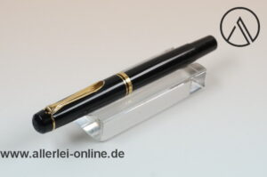 Pelikan M250 Füllhalter | Kolbenfüller | 14K/585 Goldfeder "B" | schwarz