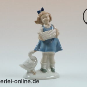 Gräfenthal GDR Porzellan | Musizierendes Mädchen mit Gans am Kleid zupfend | Thüringen Porzellanfigur