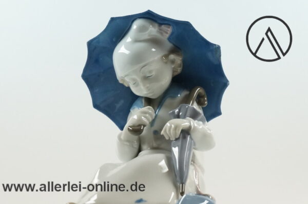 Gräfenthal GDR Porzellan | schlafendes Mädchen unter Regenschirm | Thüringen Porzellanfiguren