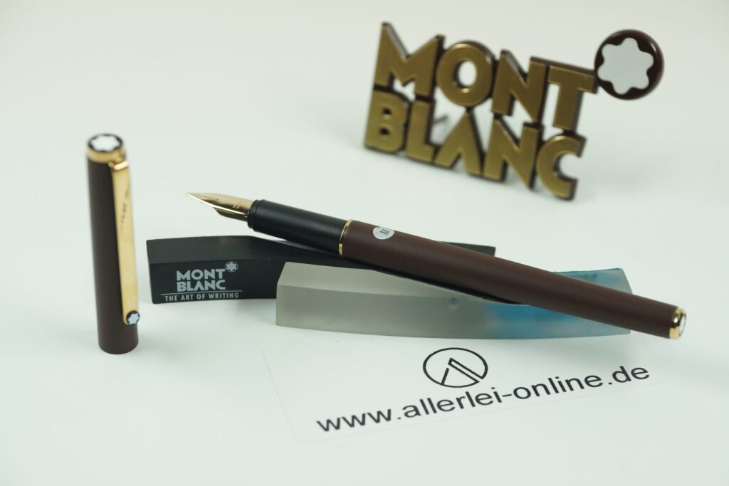 Montblanc Noblesse Slim Line Füller / Füllfederhalter "M" - Dunkelbraun - 80er Jahre Mint Condition
