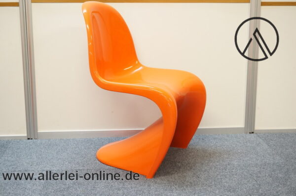 Panton Chair | Orange | Herman Miller | Fehlbaum Production 1973-3