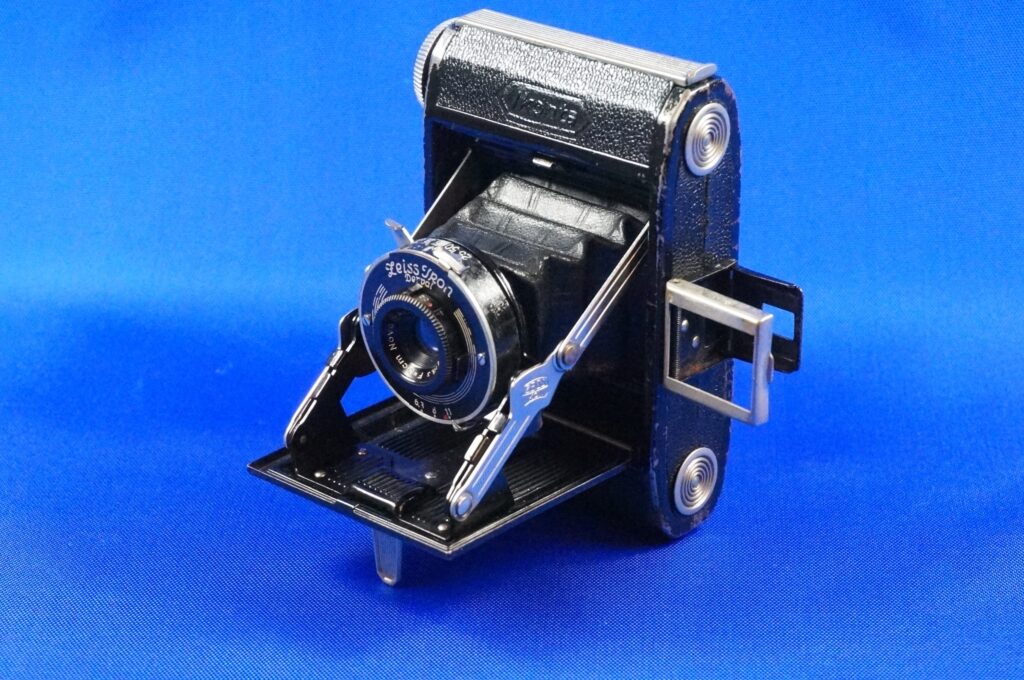 Zeiss Ikon 520/18 Derval | Baby Ikonta | 3x4 Klappkamera mit Novar Anastigmat 1:6.3 F=5cm