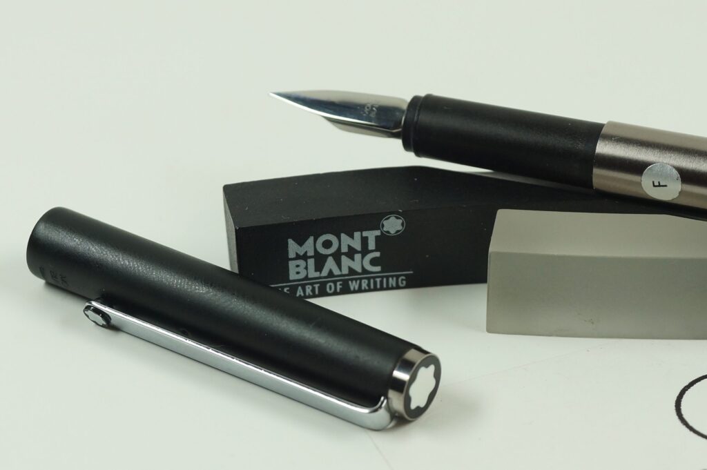 Montblanc Füller | Patronenfüller 2120 | "F" | Metall,silber/schwarz | 80er Jahre Exzellent - Mint Condition
