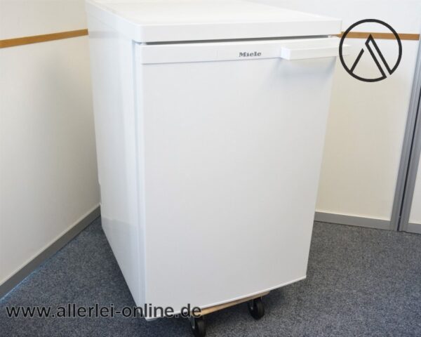 Miele Stand-Kühlschrank mit Gefrierfach | K 12012 S-3 | 140 Liter | 56 x 85 x 62 cm