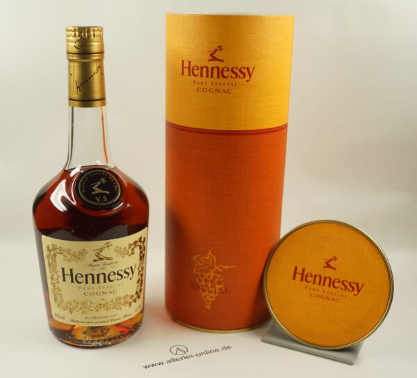 Vintage Hennessy Very Special COGNAC 40% - 0,7 Liter mit Originalverpackung