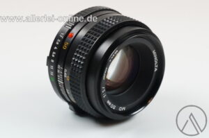 Minolta MD 50mm Objektiv 1:1.7 | Made in Japan - left