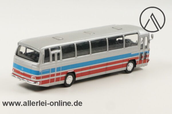 Märklin H0 | 00772-01 Das Werk | 1:87 Omnibus Mercedes Benz O302