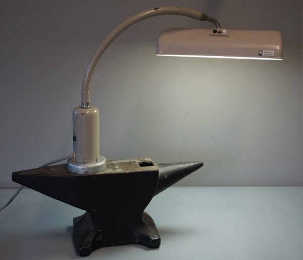Waldmann Leuchten Typ MHL 396 Lampe | Magnetfußlampe aus den 60er Jahren