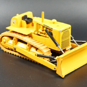 Gescha 1:50 Cat - Caterpillar D9G Planierraupe / Bulldozer mit Aufreißer