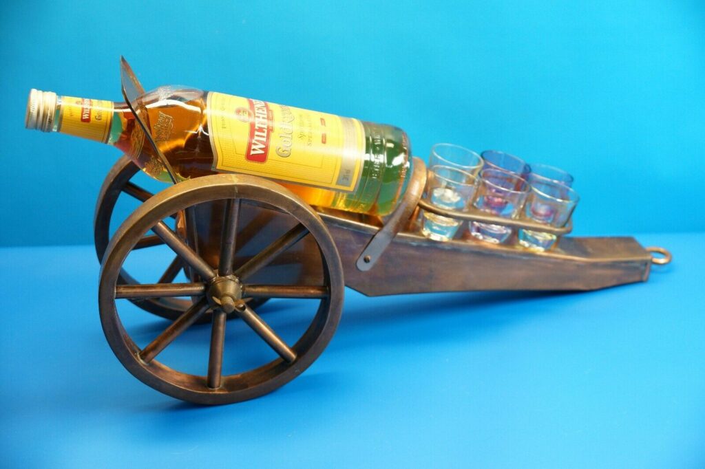Schnaps Flaschenhalter | Kupfer Kanone mit 6 Schnapsgläsern | Vintage 60er Jahre