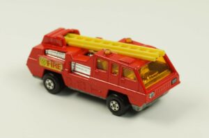 Matchbox Superfast Feuerwehr No. 22 BLAZE BUSTER / Feuerwehr Leiterwagen