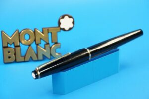 Montblanc 32 Füller / Kolbenfüller Fountain Pen piston filler "OM"