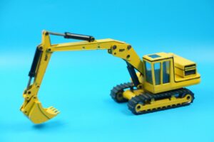 NZG Modelle 1/50 | MF 450 Tieflöffelbagger | Bagger - Kettenbagger Nr: 106