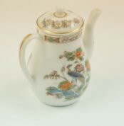 Wedgwood Miniatur Coffee Pot / Porzellan Kaffeekanne Kutani