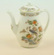 Wedgwood Miniatur Coffee Pot / Porzellan Kaffee Kanne Kutani Crane von Pricklepiuns Treasures