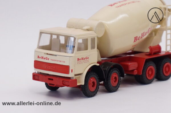 Conrad Modell 2130 IVECO 300-30 AHB | 1:50 Vierachs-Betonmixer BeHaGe