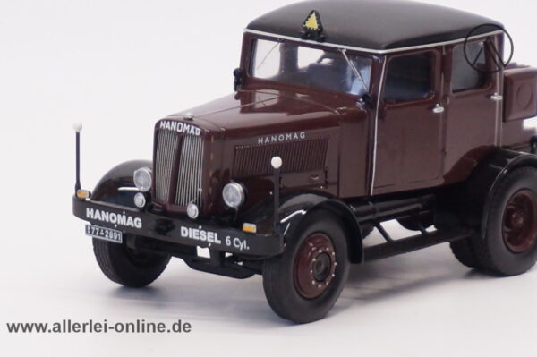 Schuco Modell | Hanomag ST 100 Oldtimer Zugmaschine | 1/43 - braun/schwarz