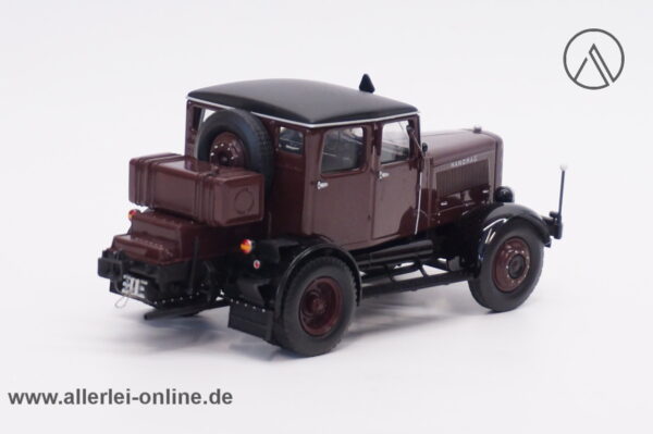 Schuco 1/43 Modell | Hanomag ST 100 Oldtimer Zugmaschine Modellauto