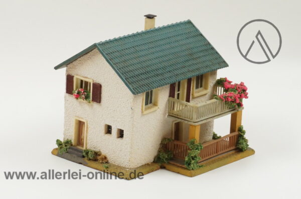 FALLER Modell 256 | Haus - Einfamilienhaus | Holz H0 Fertigmodell