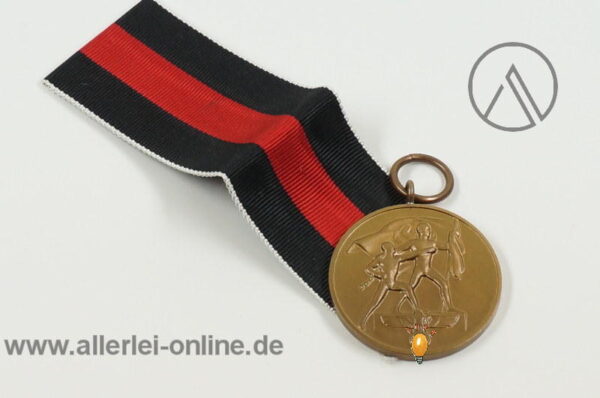 Medaille mit Verleihungstüte | Sudetenland Medaille | Eugen Schmidhäussler Pforzheim