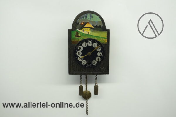 Puppenstube Miniatur | Wanduhr | Schwarzwalduhr mit Schlüssel 3