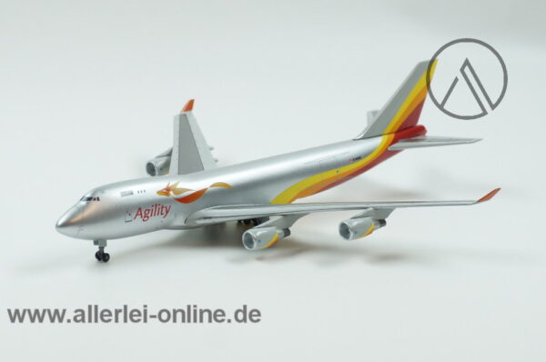 Dragon Wings | Boeing 747-400F | Agility Logistik Frachtflugzeug | Scale 1:400 Modell 55703 mit OVP