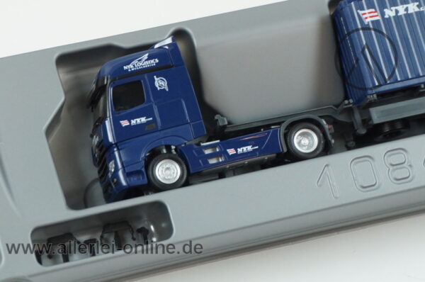 Herpa Exclusiv Serie 1:87 | MB Actros Container LKW | NYK - Nippon Yusen Kaisha