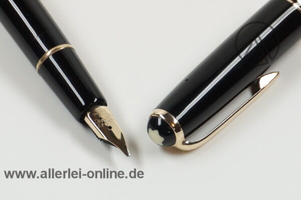 Montblanc 256 Kolbenfüller | Fountain Pen | 14K/585 Goldfeder "BB"