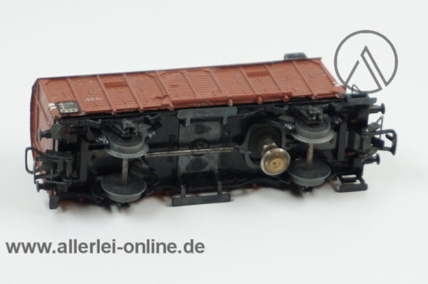 Märklin H0 | Märklin 320 Guss Güterwagen mit Schlussleuchten und Pilzschleifer