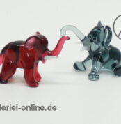 Buntes Glastier | Elefanten - Trio, Bunt | Vintage Miniatur Glasfigur | Glaskunst Skulptur zwei