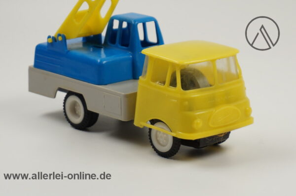 Robur LO-2500 Kranwagen - Mobilkran mit Schwungrad Antrieb | Vintage DDR Spielzeug