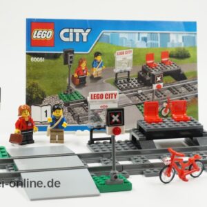 LEGO® City 60051 | LEGO® Eisenbahn Bahnsteig - Bahnübergang mit Original Bauanleitung