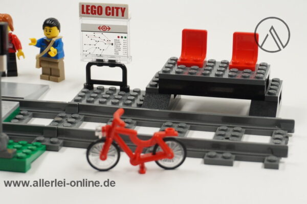 LEGO® City 60051 | LEGO® Eisenbahn Bahnhof - Bahnsteig - Bahnübergang