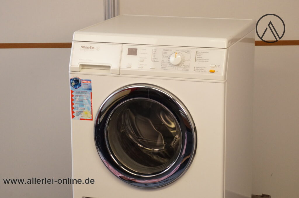 Miele Softtronic W2241 Waschmaschine | 6kg - 1400 U/min