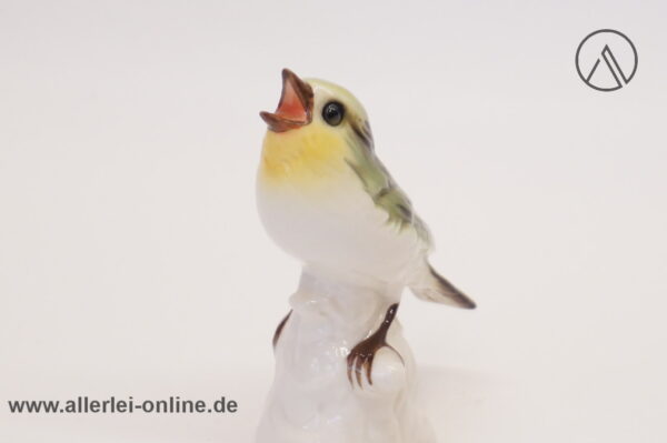 Goebel Göbel Vogel Figur | Waldlaubsänger 38028 Seite nah
