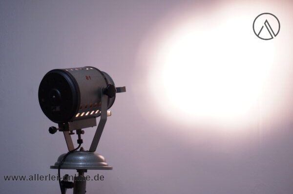 Jupiterlicht Berlin SW29 Lampe | Theaterlicht mit Standfuss aus den 50-er Jahren