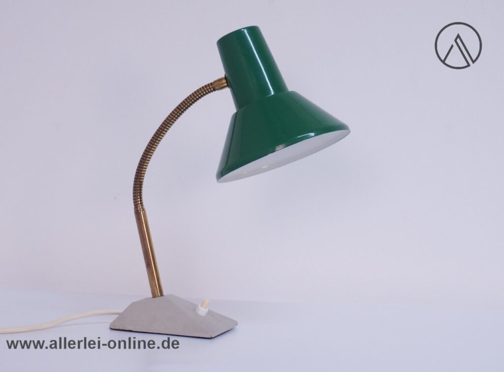 SIS Schreibtischlampe | Tischleuchte ,grün - Schwanenhals Lampe mit Schrumpflack Metallsockel | Vintage 60-70er Jahre Hexenhutlampe