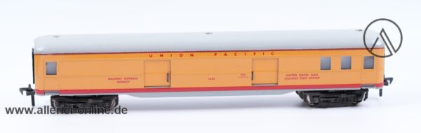 Fleischmann H0 | 1422 US-Schnellzug Gepäckwagen | Railway Express der UNION PACIFIC