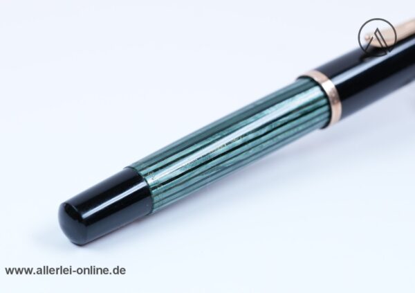 Alter Pelikan 400 Füller | Kolbenfüller | grün,gestreift mit Goldfeder OM