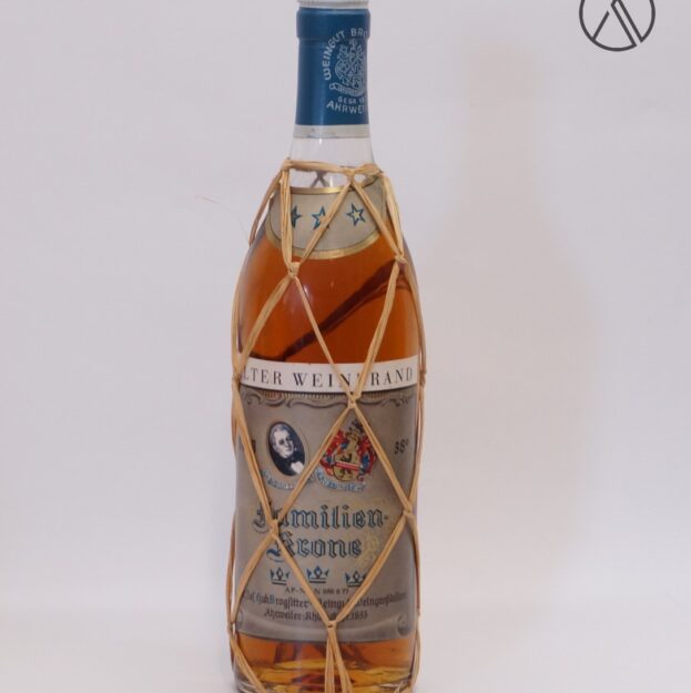 Vintage VSOP Familien-Krone Weinbrand | Weingut Brogsitter Ahrweiler - 0.7 Liter / 38% vol.