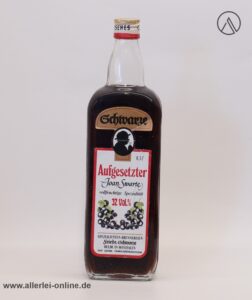 Friedrich Schwarze Oelde | Aufgesetzter Joan Swarte | Vintage 300 Jahre Flasche | schwarze Johannisbeeren 32% vol. - 0,7 Liter