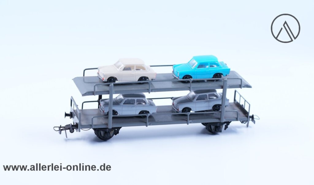 PIKO H0 | Dahmer Autotransportwagen mit 4 DDR Trabant PKW beladen