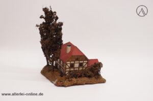 Altes Modell Fachwerkhaus Wassermühle | Masse / Holz H0 Fertigmodell